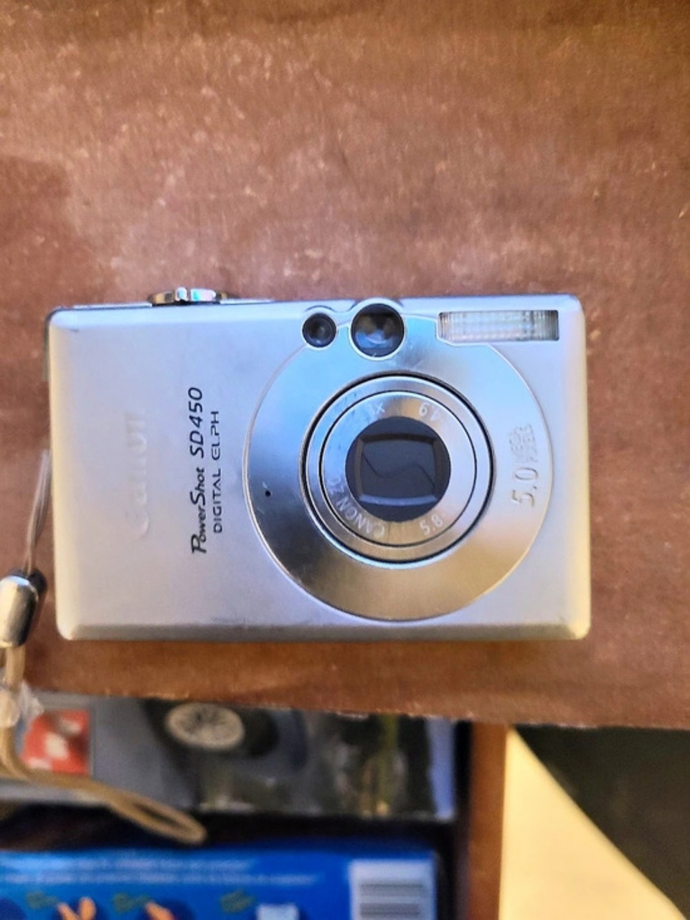 Canon PowerShot SD450 Digital ELPH Digital Camera Silver